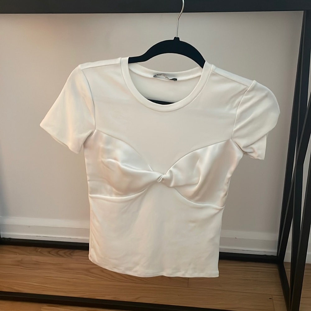 White Zara tshirt